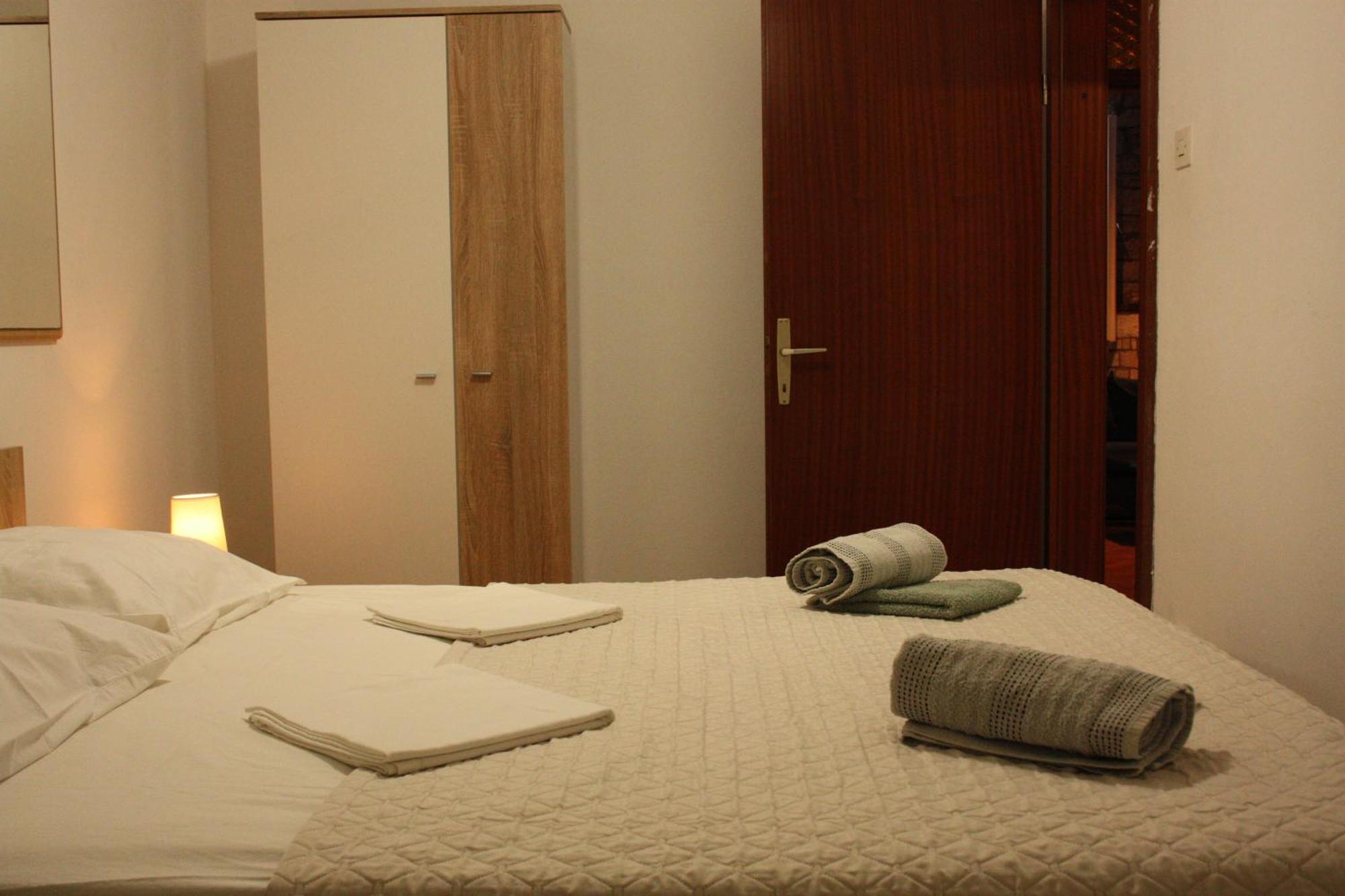 Apartment Ivan Račišće Esterno foto